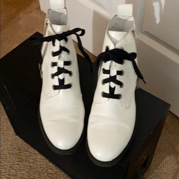 Ankle Boots - Picture 2 of 3